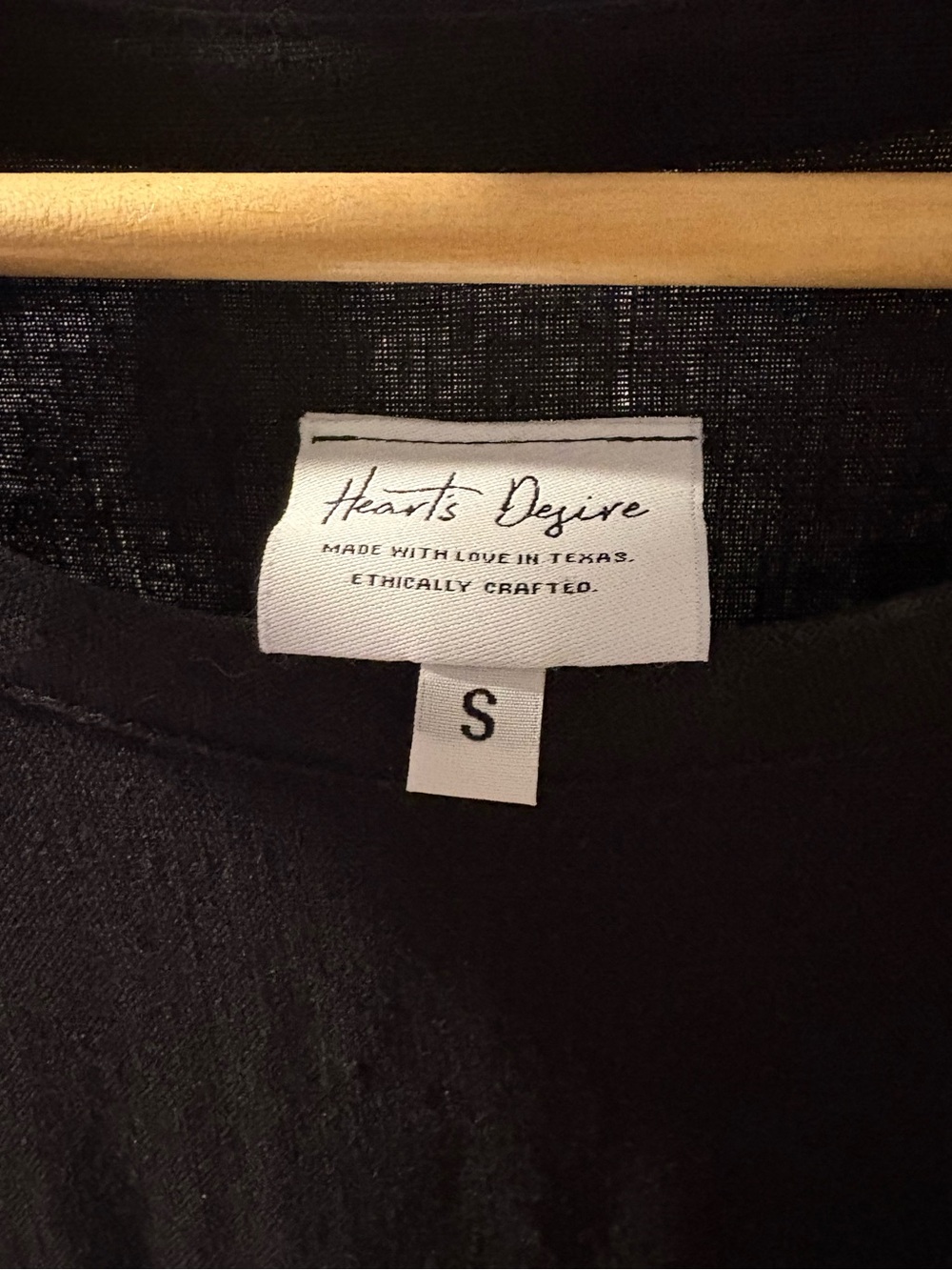 Hearts Desire Sybil Linen Dress in Black - Picture 4 of 4